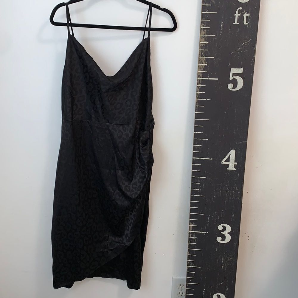SHEIN Curve Plus Size 4X Black Leopard Print Dress Animal Cheetah Slit Wrap Hem